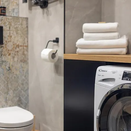 Brand New Business By Bookinghost Varsovie