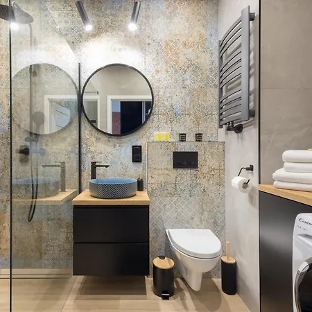 Brand New Business By Bookinghost