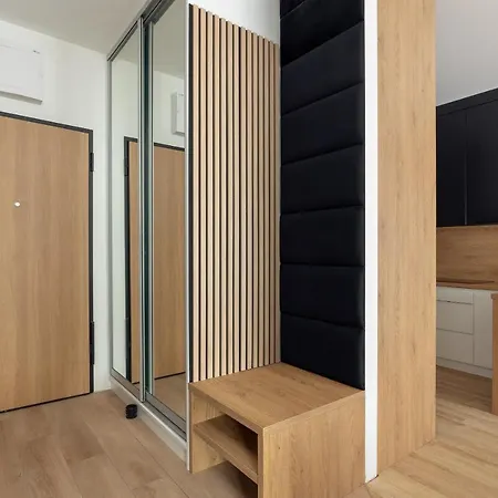 Brand New Business By Bookinghost