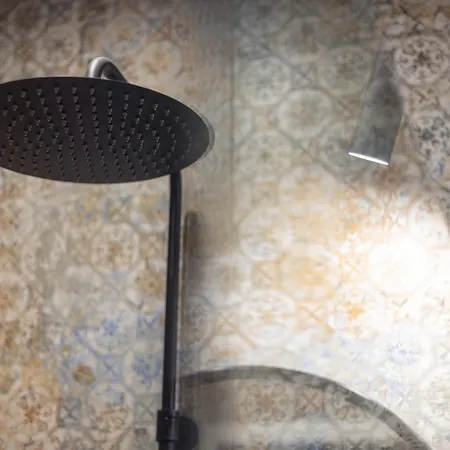 Apartamento Brand New Business By Bookinghost